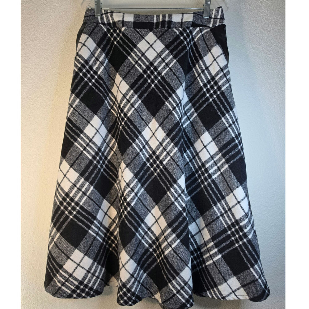 Wool Blend Classic Tartan Plaid A-line Midi Skirt Flared Silhouette Woven Lined